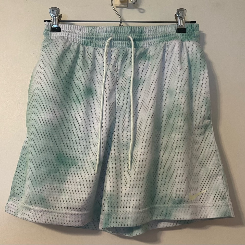 nikes juniors basketball shorts